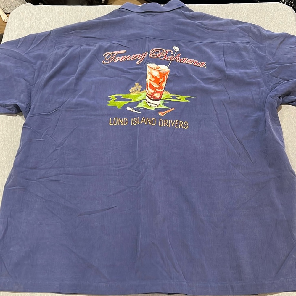 TOMMY BAHAMA NWT 💯 SILK ,LONG ISLAND DRIVERS